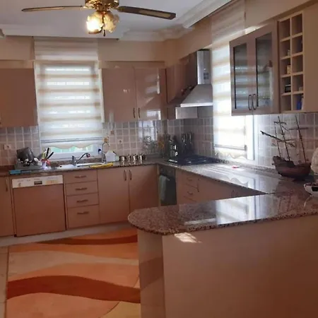 Villa Charming With Private Pool, Garden, Fireplace And Terrace In